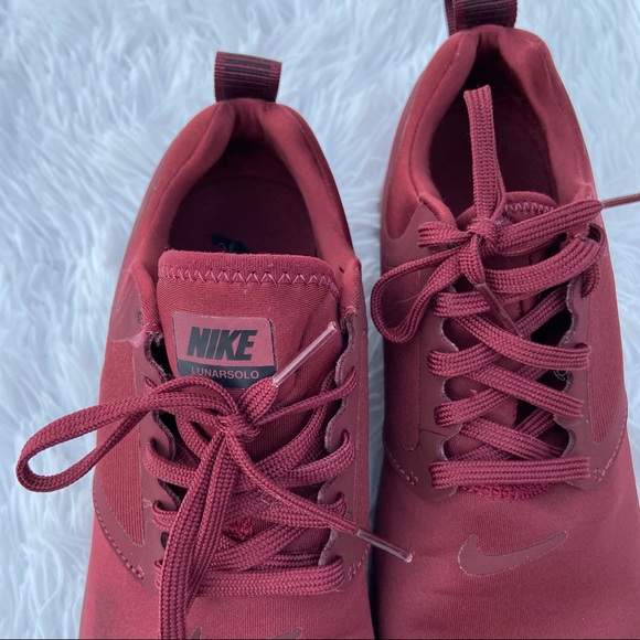 💫SOLD💫Women’s Nike Lunarsol Running Shoes - Picture 5 of 10